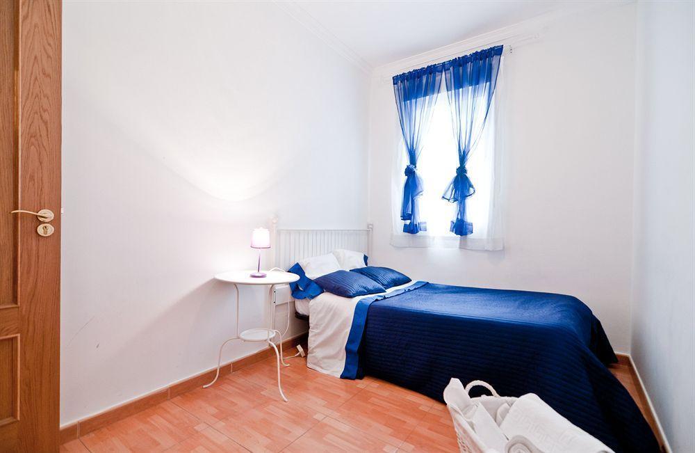 Apartamentos Aqui Me Quedo Madrid Exterior foto