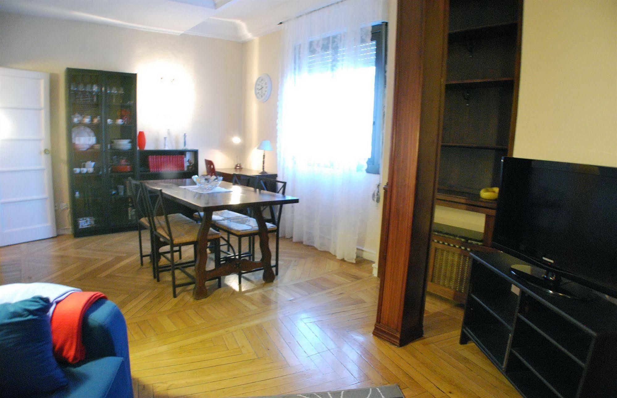 Apartamentos Aqui Me Quedo Madrid Exterior foto